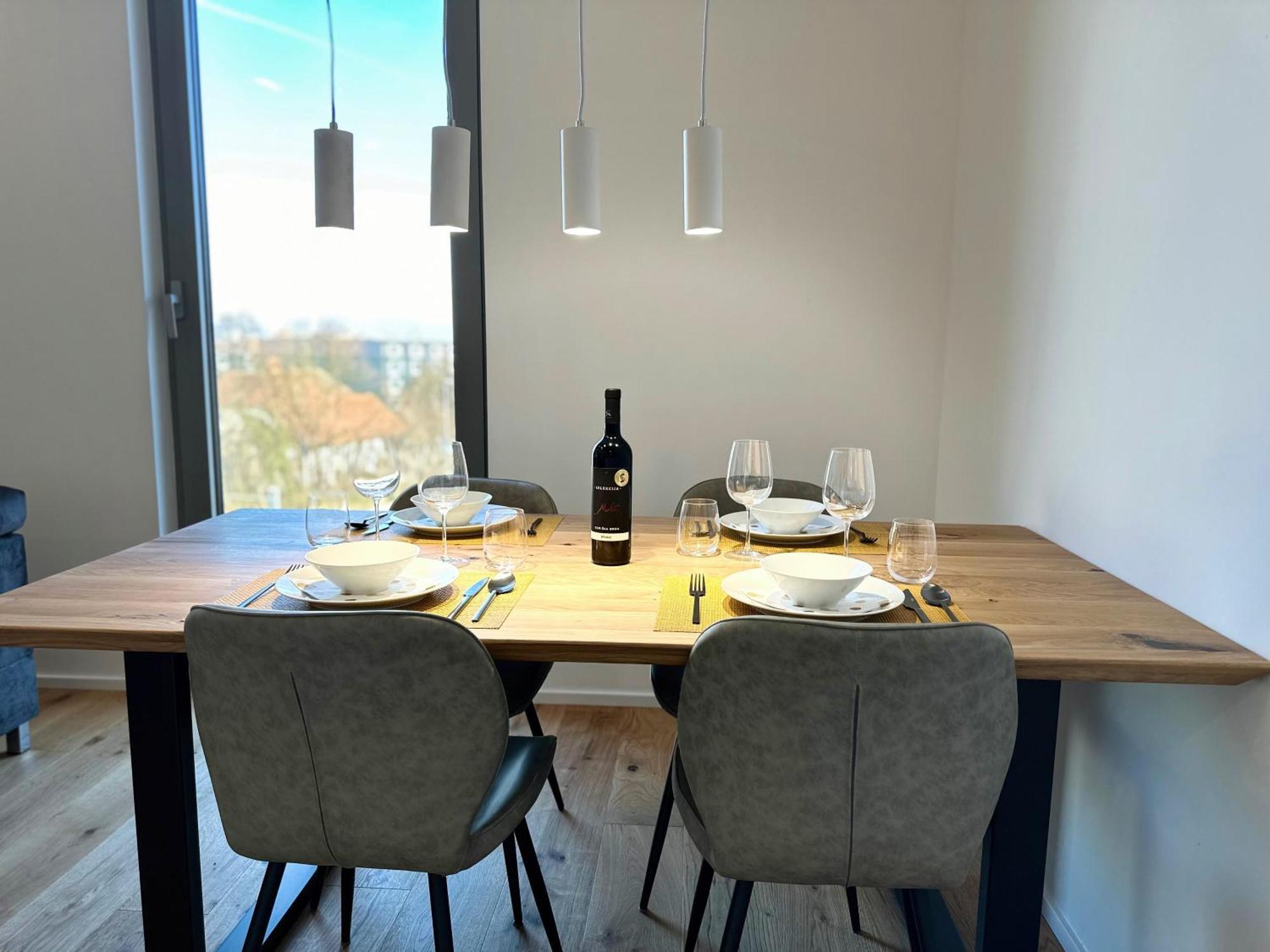 Garden Residence Ljubljana Ngoại thất bức ảnh