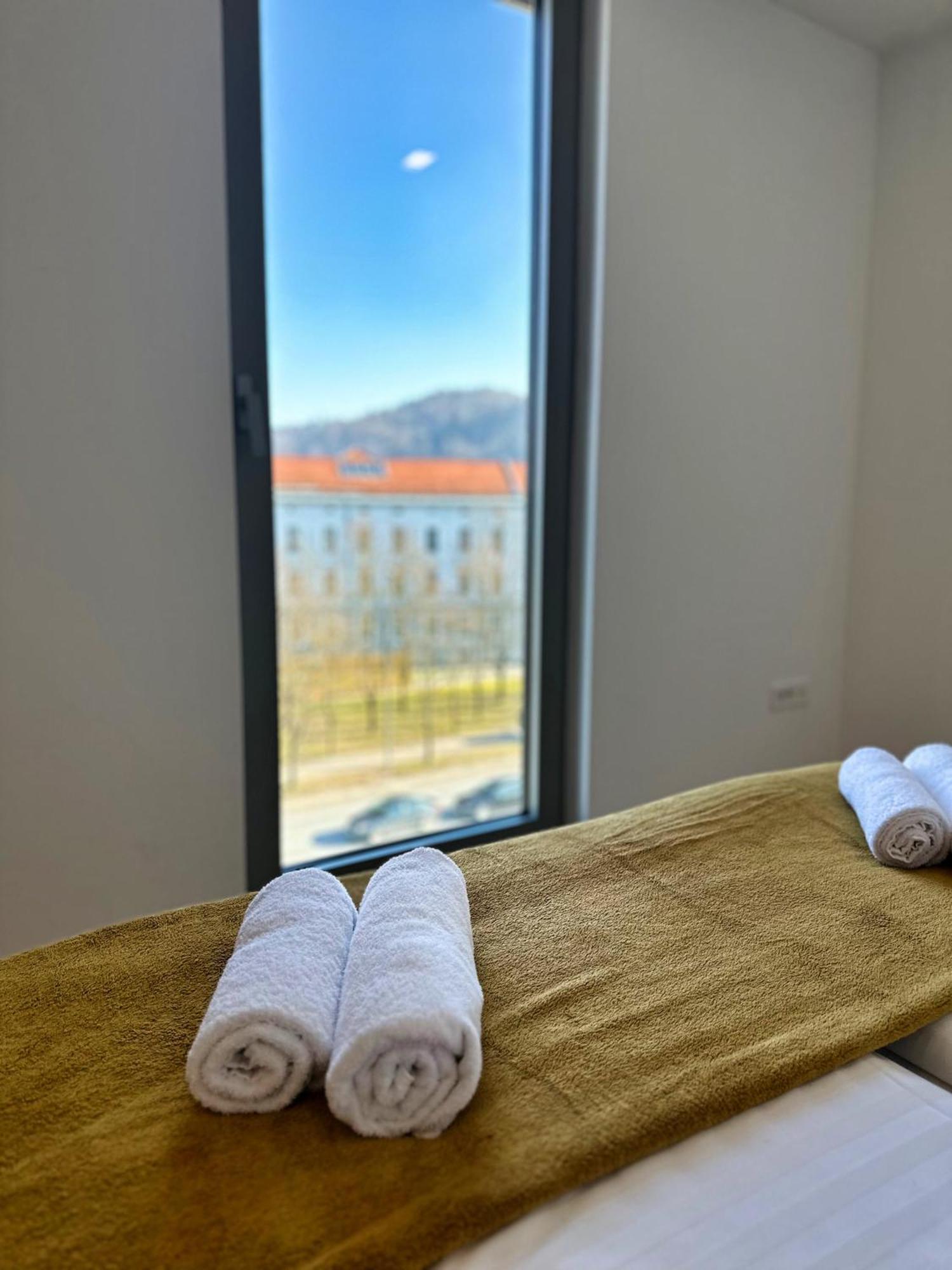Garden Residence Ljubljana Ngoại thất bức ảnh