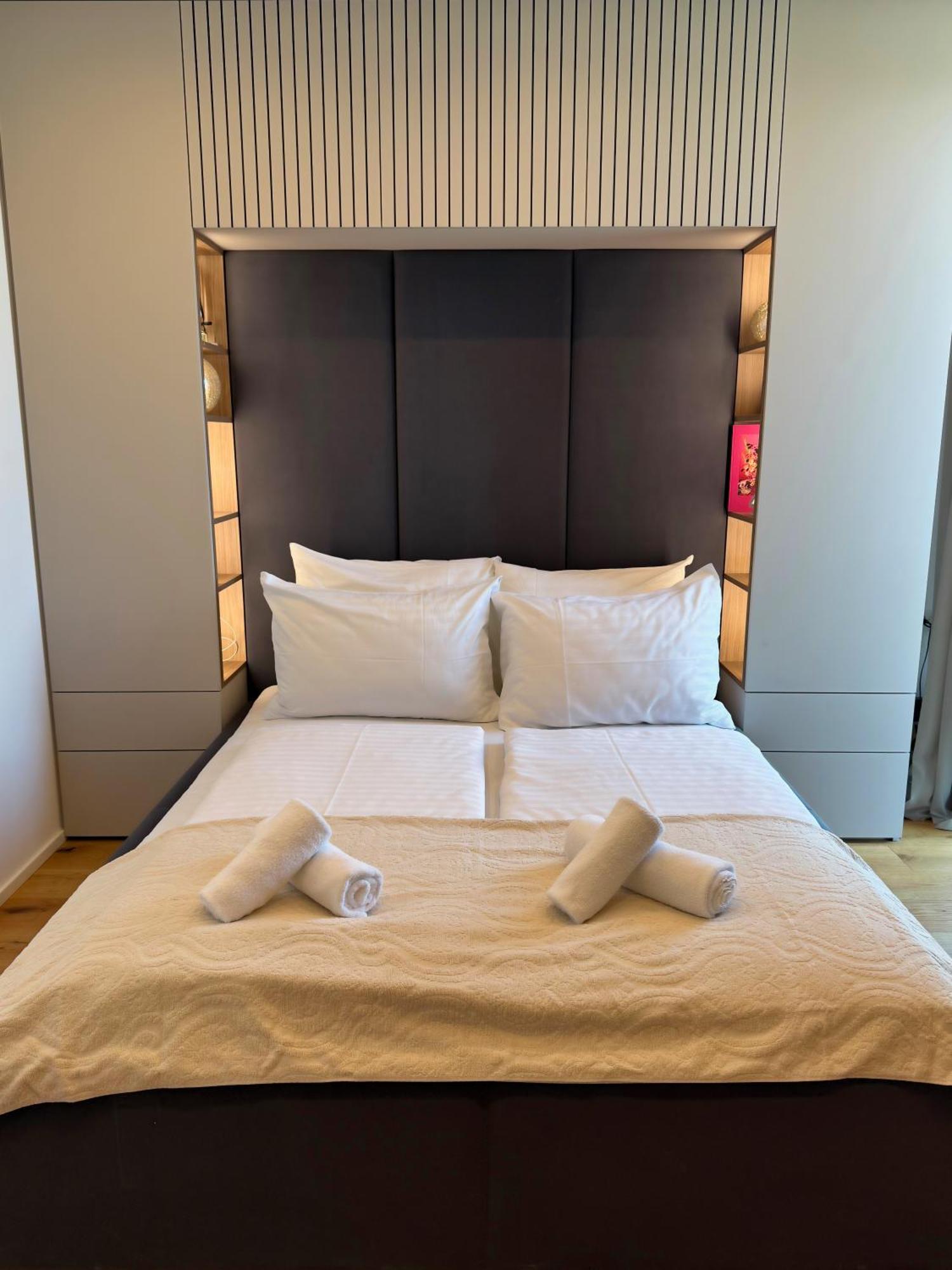 Garden Residence Ljubljana Ngoại thất bức ảnh