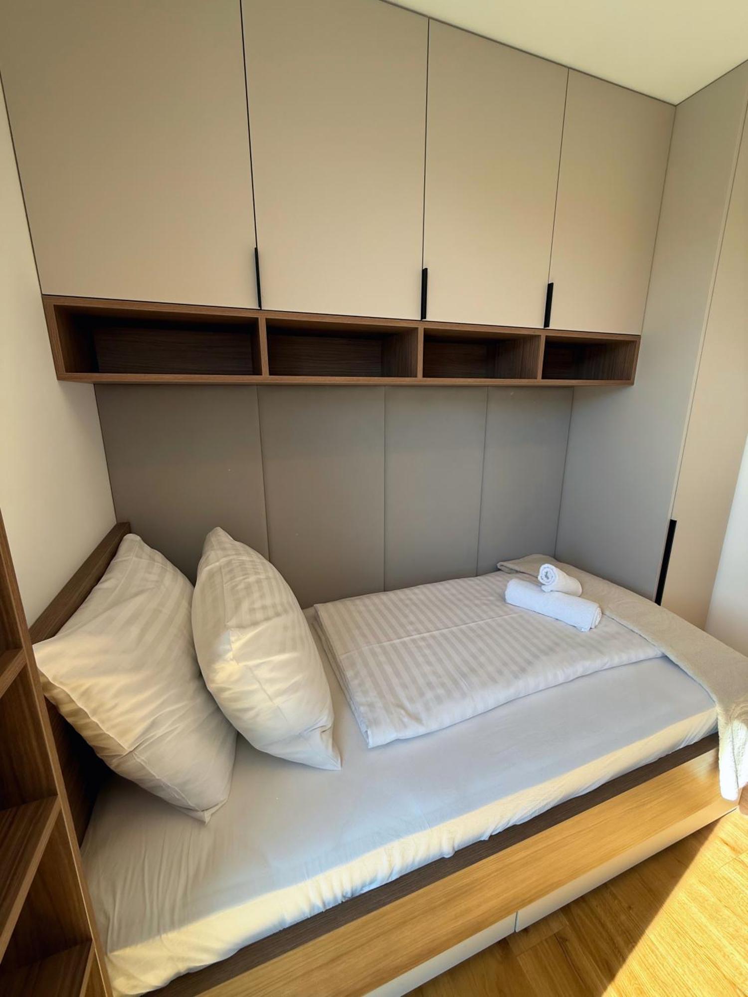 Garden Residence Ljubljana Ngoại thất bức ảnh