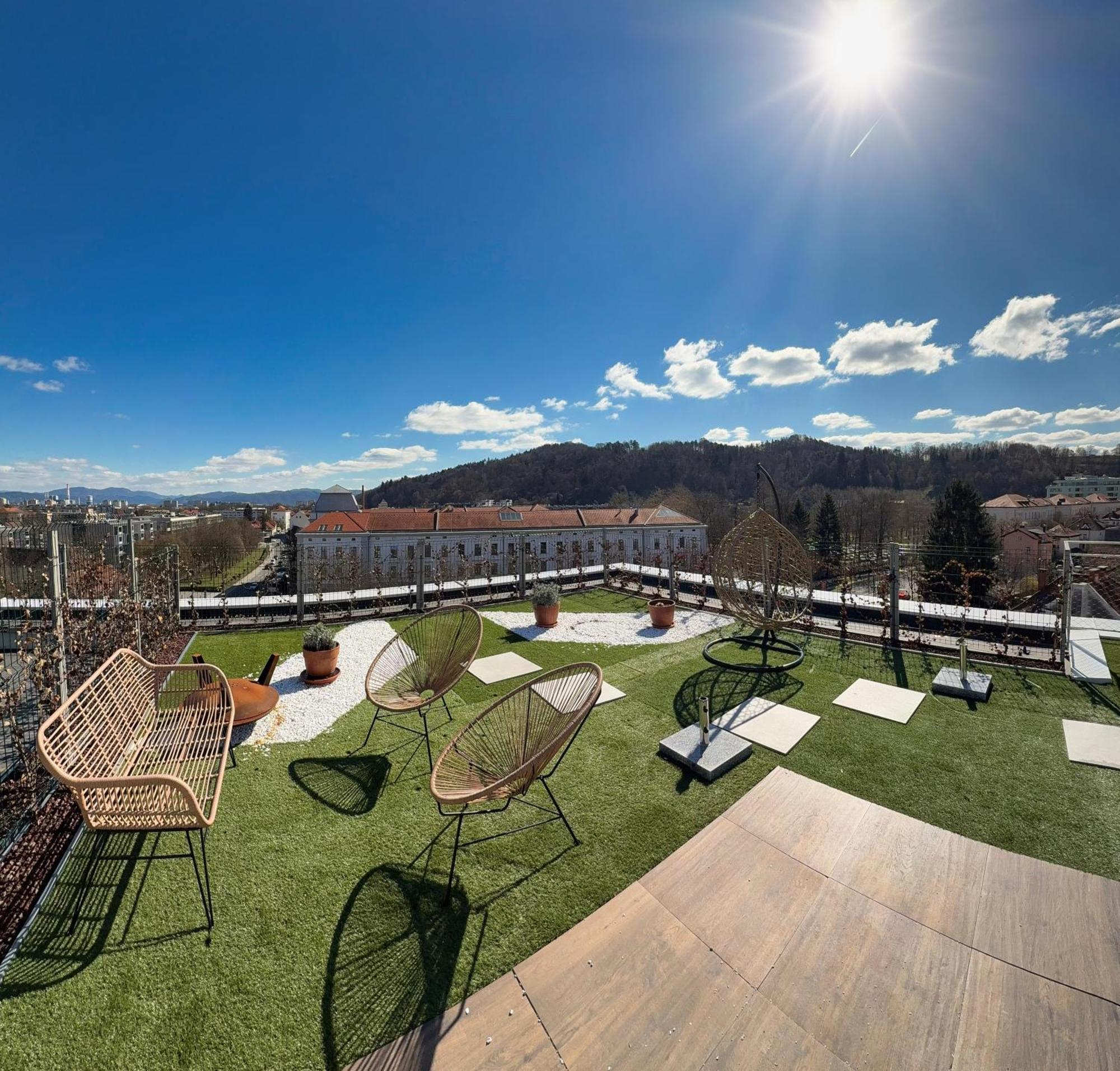 Garden Residence Ljubljana Ngoại thất bức ảnh